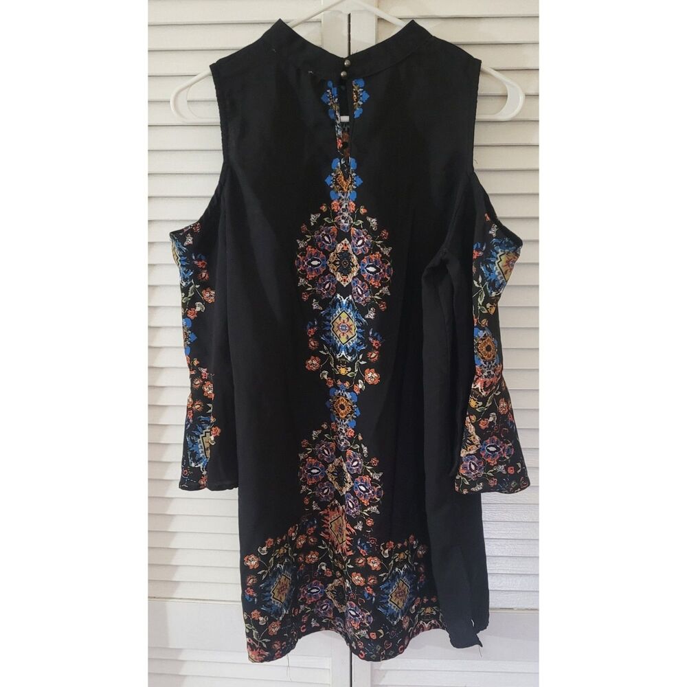 Meraki Black Embroidered Shift Dress Cold Shoulder Boho Medallion Folk Size LBD